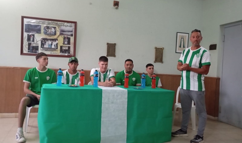 Hinojo y San Mart�n anunciaron nuevos entrenadores